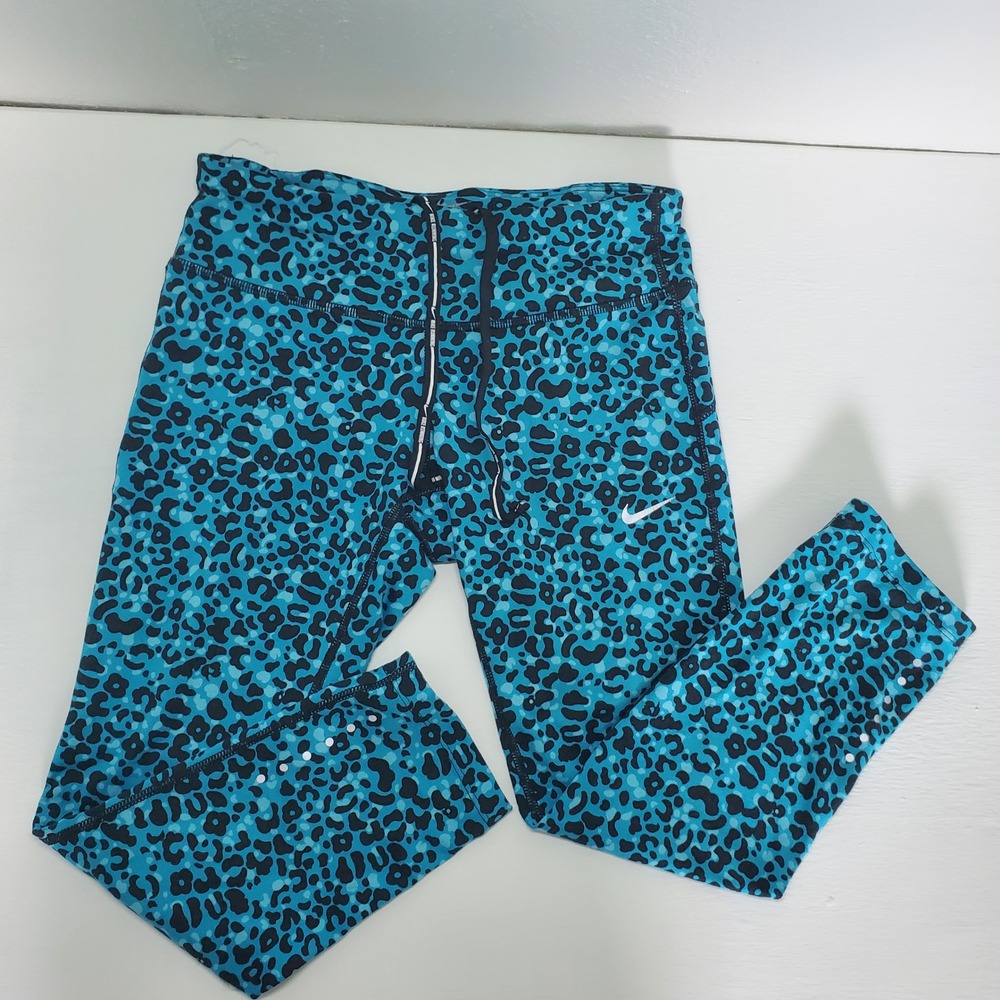 Nike Dri-FIT‎ Running Capri Leggings XS Blue Leopard Print Athletic Workout fun